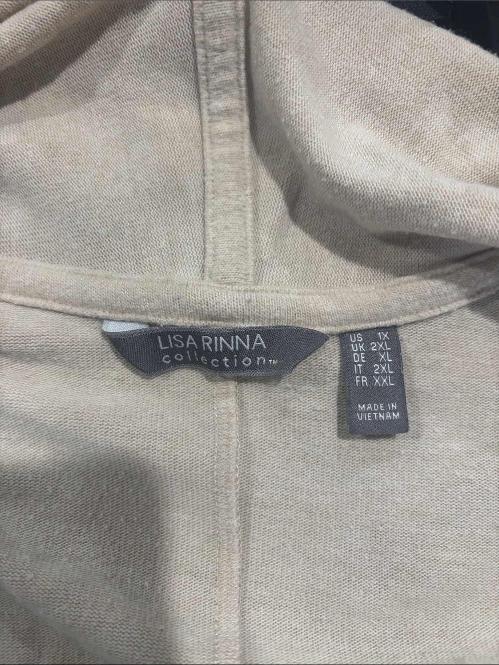 Cashmere feel with style and comfort - Picture 3 of 3